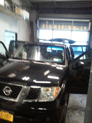Car Wash «Wash N Roll Car Wash & Auto Repair», reviews and photos, 120 W Suffolk Ave, Central Islip, NY 11722, USA
