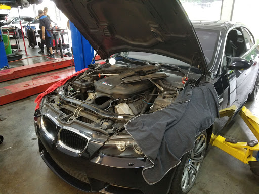 Auto Repair Shop «European Motor Cars-Duluth», reviews and photos, 4095 Pleasant Hill Rd, Duluth, GA 30096, USA