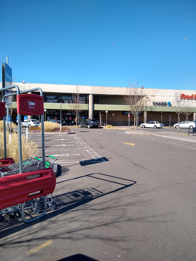 Shopping Mall «Gateway Shopping Center», reviews and photos, 9924 NE Halsey St, Portland, OR 97220, USA