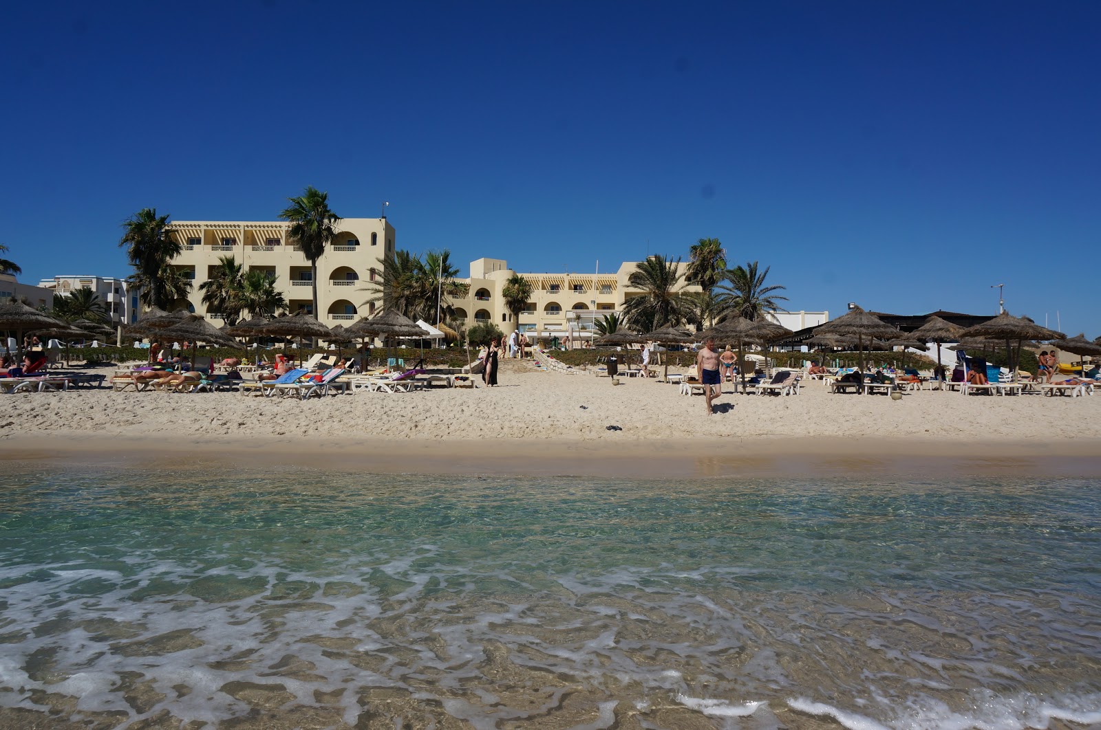 Foto von Happy beach annehmlichkeitenbereich