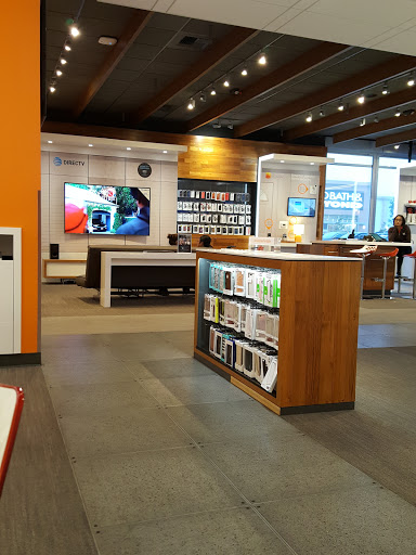 Cell Phone Store «AT&T», reviews and photos, 305 Gellert Blvd, Daly City, CA 94015, USA