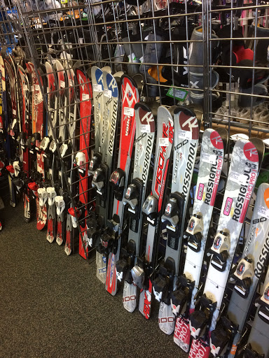 Sporting Goods Store «Play It Again Sports», reviews and photos, 1422 NW 9th St, Corvallis, OR 97330, USA