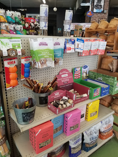 Pet Supply Store «Animal Krackers Inc», reviews and photos, 232 Main St, Gloucester, MA 01930, USA