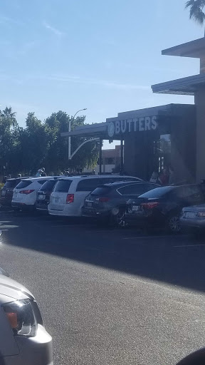 Shopping Mall «Mercado Del Lago Mall», reviews and photos, 8320 N Hayden Rd, Scottsdale, AZ 85258, USA