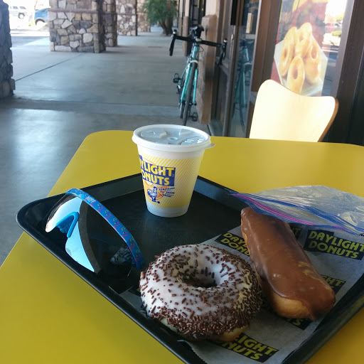 Donut Shop «Daylight Donuts», reviews and photos, 1305 W Guadalupe Rd, Mesa, AZ 85202, USA