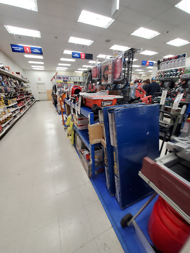 Hardware Store «Harbor Freight Tools», reviews and photos, 7600 la Crosse Ave, Burbank, IL 60459, USA