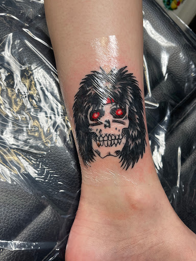 Tattoo Shop «Paradise Tattoo», reviews and photos, 1050 Bridgeport Ave, Milford, CT 06460, USA