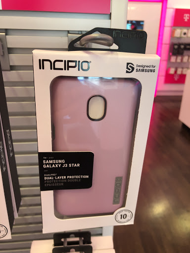 Cell Phone Store «T-Mobile», reviews and photos, 25965 Industrial Blvd #105, Hayward, CA 94545, USA