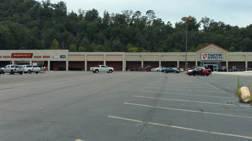 Home Improvement Store «Tractor Supply Co.», reviews and photos, 1608 2nd Ave E, Oneonta, AL 35121, USA