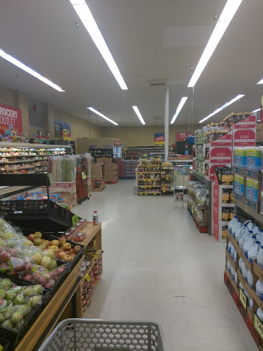 Grocery Store «Grocery Outlet Bargain Market», reviews and photos, 3508 College Blvd, Oceanside, CA 92056, USA