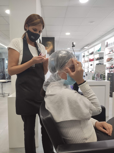 Peluquería Roberto Peluqueros By Perfil en Chiva, Valencia