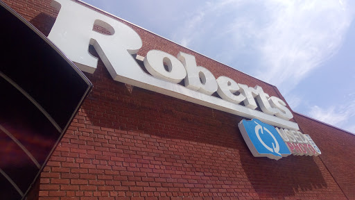 Camera Store «Roberts Camera», reviews and photos, 220 E St Clair St, Indianapolis, IN 46204, USA