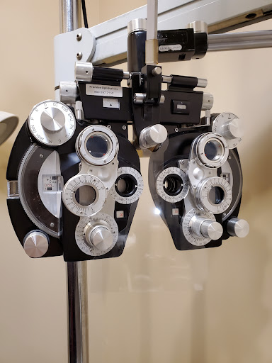 Eye Care Center «Optica Eye Center Associates», reviews and photos, 366 W Army Trail Rd, Bloomingdale, IL 60108, USA