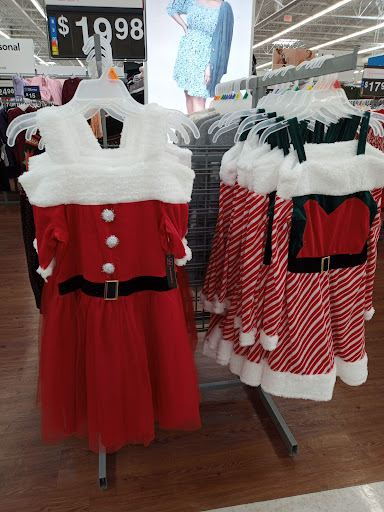 Discount Store «Walmart», reviews and photos, 40 Drury Dr, La Plata, MD 20646, USA