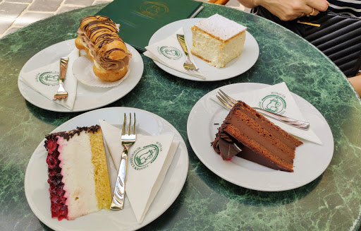 Cakes cakes in Budapest