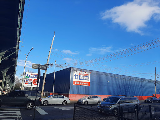 Self-Storage Facility «Treasure Island Storage», reviews and photos, 78-02 Liberty Ave, Ozone Park, NY 11417, USA