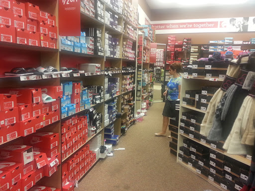 Shoe Store «Famous Footwear», reviews and photos, 1515 US-22 #42, Watchung, NJ 07069, USA