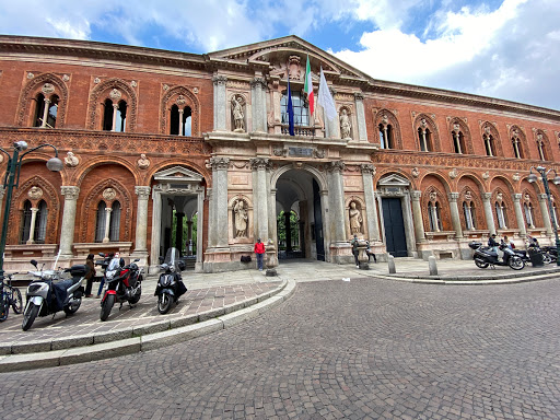 Private universities law Milan