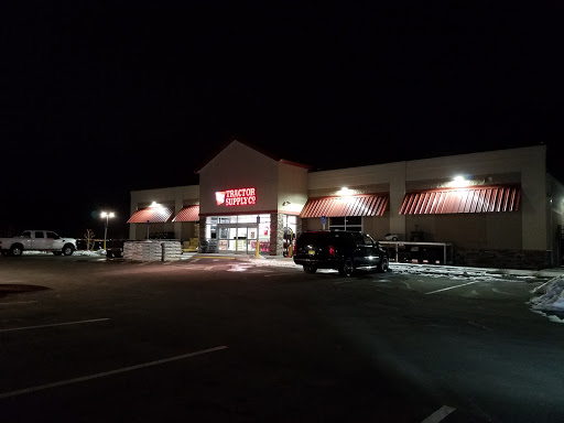 Home Improvement Store «Tractor Supply Co.», reviews and photos, 1303 North Exchange Dr, Saratoga Springs, UT 84045, USA