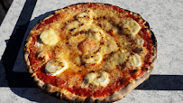 Pizza du Restaurant de fondues La Taverne du Gaulois à Chamrousse - n°7