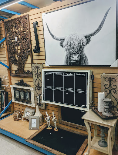 Furniture Store «BT Furnishings», reviews and photos, 5701 Broadway Blvd, Garland, TX 75043, USA