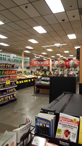 Grocery Store «Fred Meyer», reviews and photos, 2200 E Baseline St, Cornelius, OR 97113, USA