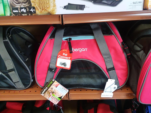 Pet Supply Store «Pet Supermarket», reviews and photos, 6701 E Independence Blvd, Charlotte, NC 28212, USA