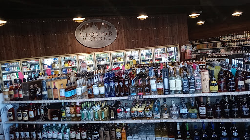 Liquor Store «Liquor Barrel 7th Street», reviews and photos, 665 7th St W, St Paul, MN 55102, USA