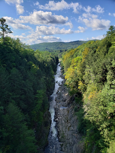 Gift Shop «Quechee Gorge Gifts & Sportswear», reviews and photos, 6053 Woodstock Rd, Quechee, VT 05059, USA