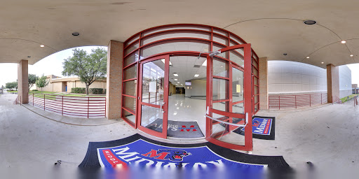Performing Arts Theater «Midway ISD Performing Arts Center», reviews and photos, 800 N Hewitt Dr, Hewitt, TX 76643, USA