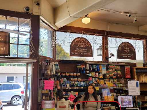 Grocery Store «ARCANGELI GROCERY CO/NORMS MARKET», reviews and photos, 287 Stage Rd, Pescadero, CA 94060, USA