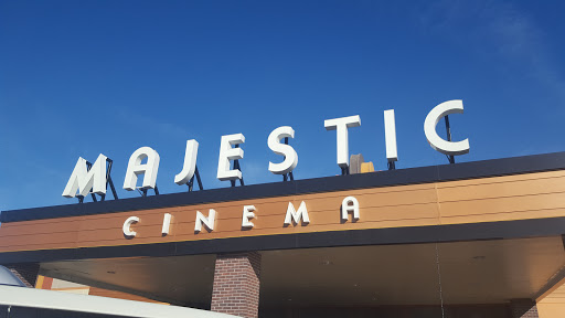 Movie Theater «Marcus Theatres Majestic Cinema of Omaha», reviews and photos, 14304 W Maple Rd, Omaha, NE 68164, USA