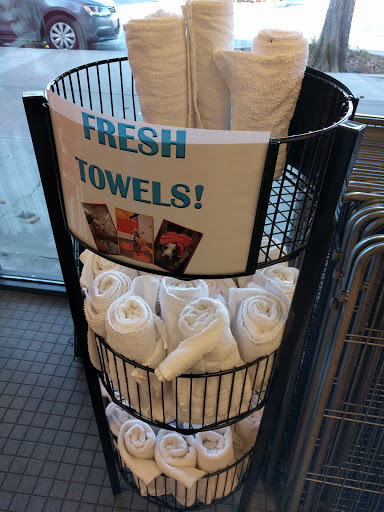 Pet Supply Store «Pet Food Express», reviews and photos, 3910 Middlefield Rd, Palo Alto, CA 94303, USA