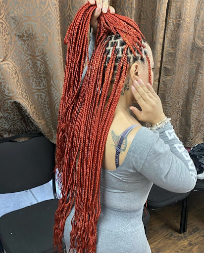 Hair Salon «Queen Bee African hair braiding & Modern American hair style salon», reviews and photos, 3800 N Broad St, Philadelphia, PA 19140, USA