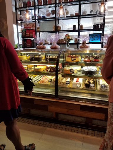 Shopping Mall «Deptford Mall», reviews and photos, 1750 Deptford Center Rd, Deptford Township, NJ 08096, USA