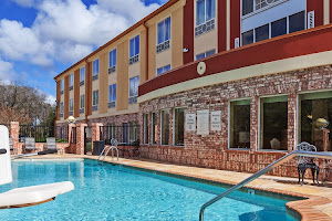 Holiday Inn Express & Suites Lafayette-South, an IHG Hotel