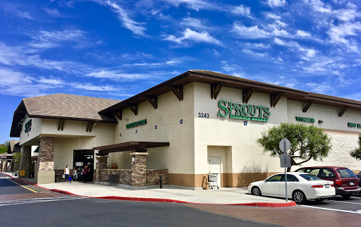 Sprouts Farmers Market, 3243 Camino De Los Coches, Carlsbad, CA 92009, USA, 