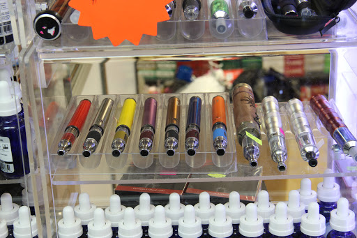 Tobacco Shop «Amsterdam Smoke Shop», reviews and photos, 510 W Court St, Seguin, TX 78155, USA