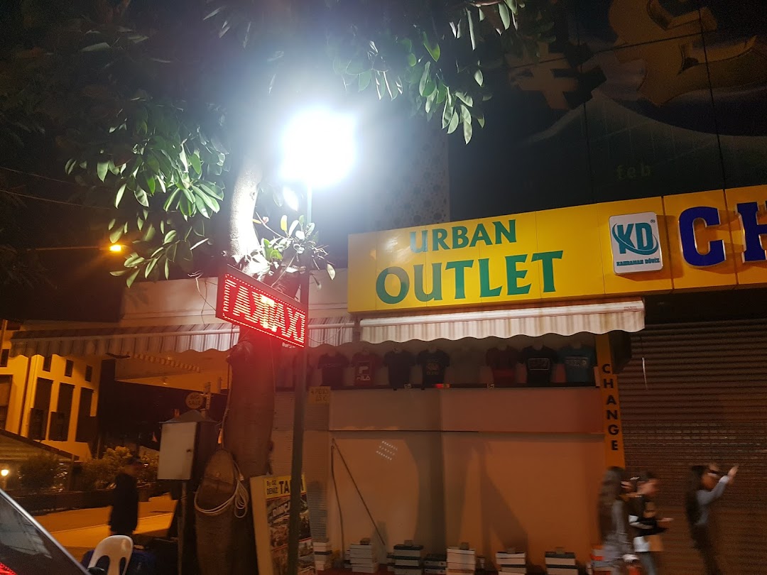 Urban outlet