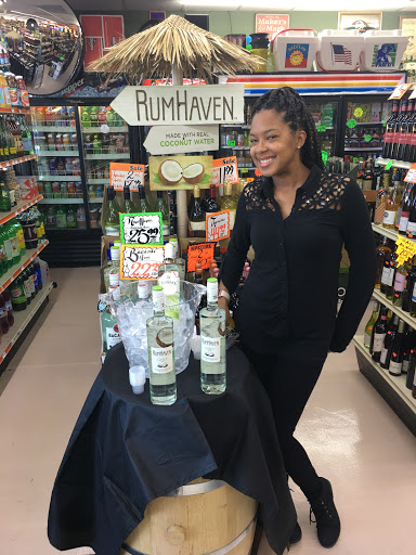 Liquor Store «The Liquor Store #5», reviews and photos, 2112 Holly Hall St, Houston, TX 77054, USA