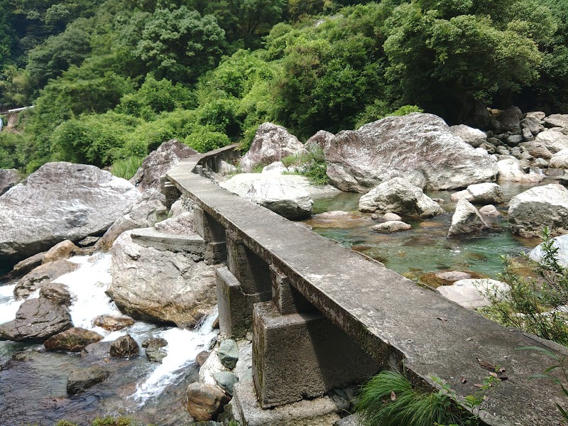 岩川内沈下橋