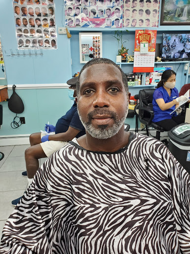 Clothing Store «K&G Fashion Superstore», reviews and photos, 3001 W Cheltenham Ave, Wyncote, PA 19095, USA