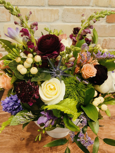 Florist «Bloom-A-Round Floral Design», reviews and photos, 2451 Lakeside Pkwy #120, Flower Mound, TX 75022, USA