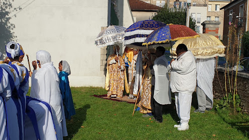 Église chrétienne Église éthiopienne Abo Abune Gebre Menfes Qidus Châtenay-Malabry