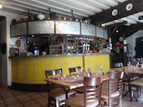 Atmosphère du Restaurant Le Relais du Facteur à Sainte-Sévère-sur-Indre - n°16