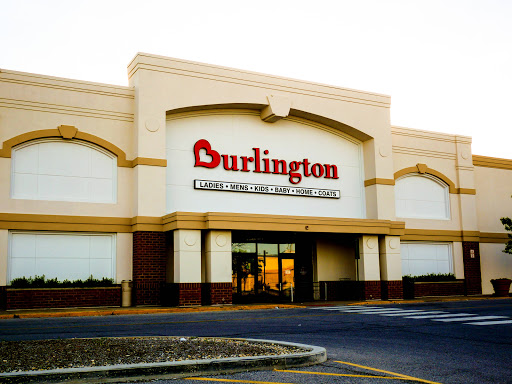 Clothing Store «Burlington Coat Factory», reviews and photos, 30 W Rand Rd, Arlington Heights, IL 60004, USA