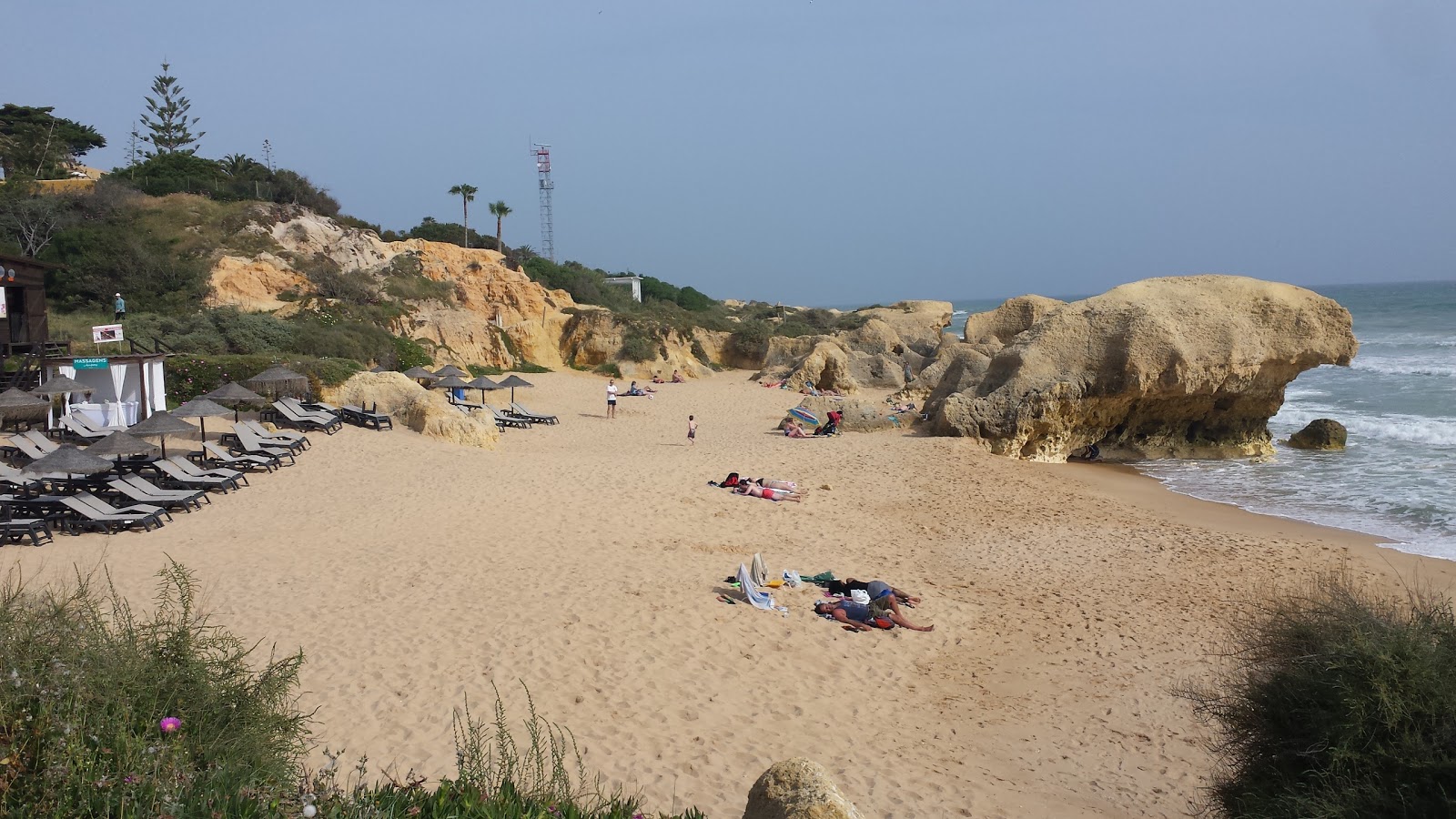 Photo of Praia da Gale amenities area