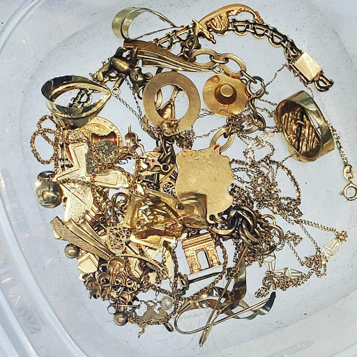 Pawn Shop «Budget Buy & Sell», reviews and photos, 2 E Main St, Patchogue, NY 11772, USA