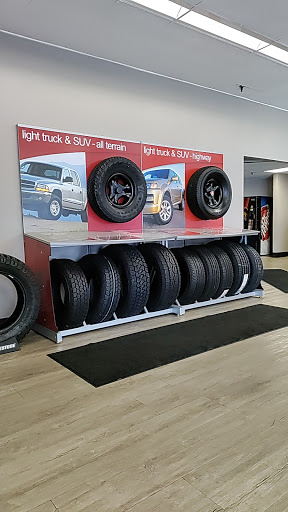 Tire Shop «Firestone Complete Auto Care», reviews and photos, 29 Wyoming Valley Mall #415, Wilkes-Barre, PA 18702, USA