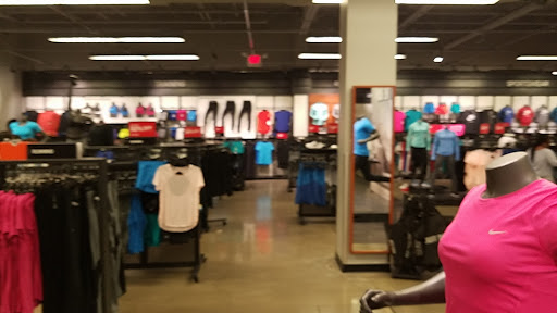 Clothing Store «Nike Factory Store», reviews and photos, 651 Kapkowski Rd #150, Elizabeth, NJ 07201, USA